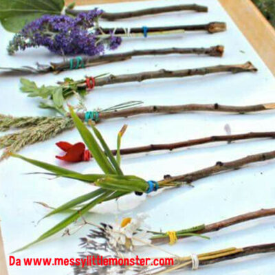 pennelli naturali realizzati con rami, fiori e foglie